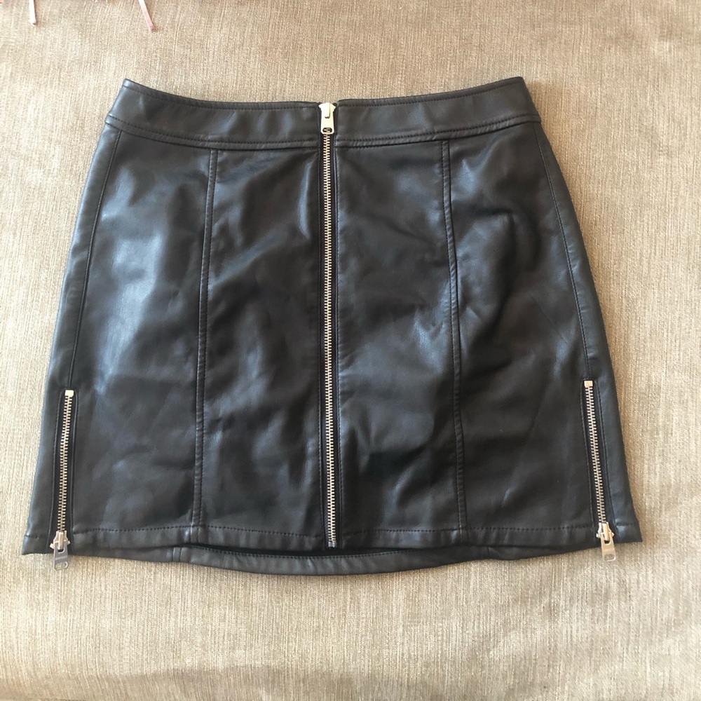 Forever 21 Leather Skirt ⚡️